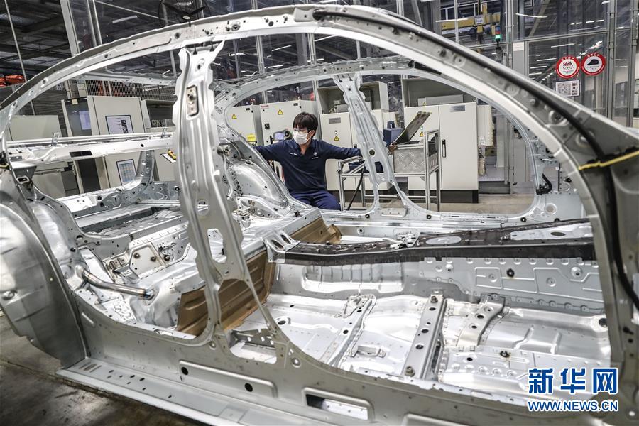 (中國經(jīng)濟新觀察·圖文互動)(5)重大投資項目開復工提速 吹響中國經(jīng)濟復蘇“沖鋒號”