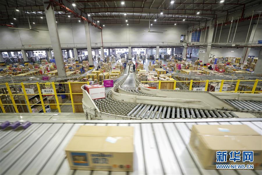 (中國經(jīng)濟新觀察·圖文互動)(7)重大投資項目開復工提速 吹響中國經(jīng)濟復蘇“沖鋒號”