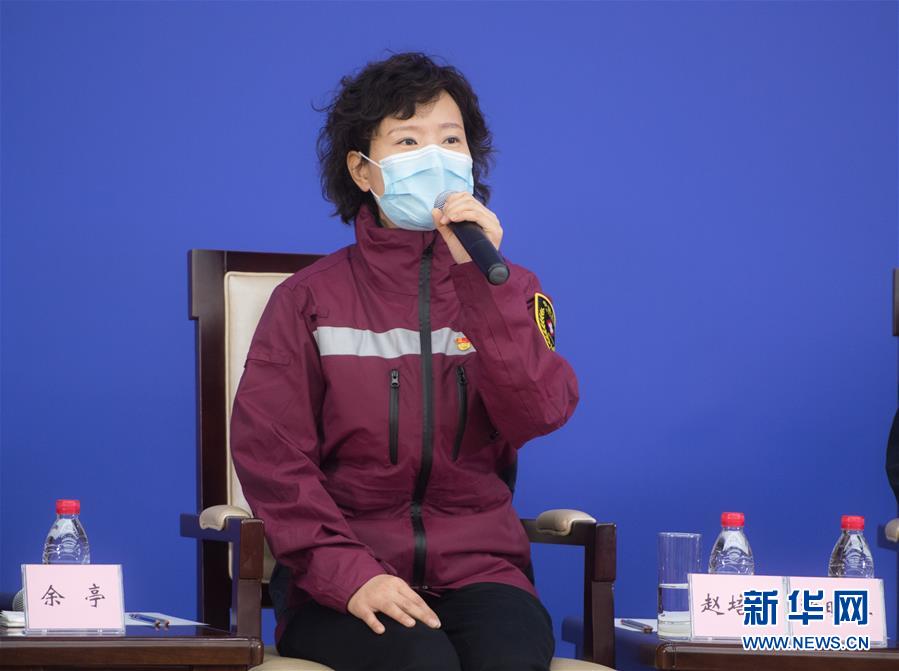 （聚焦疫情防控·圖文互動）（5）分秒必爭！一切為了治病救人——中國抗疫生命至上的生動實(shí)踐