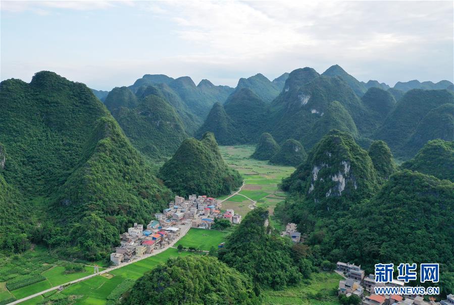 (新華全媒頭條·圖文互動)(1)幸福是這樣煉成的——毛南族的脫貧故事