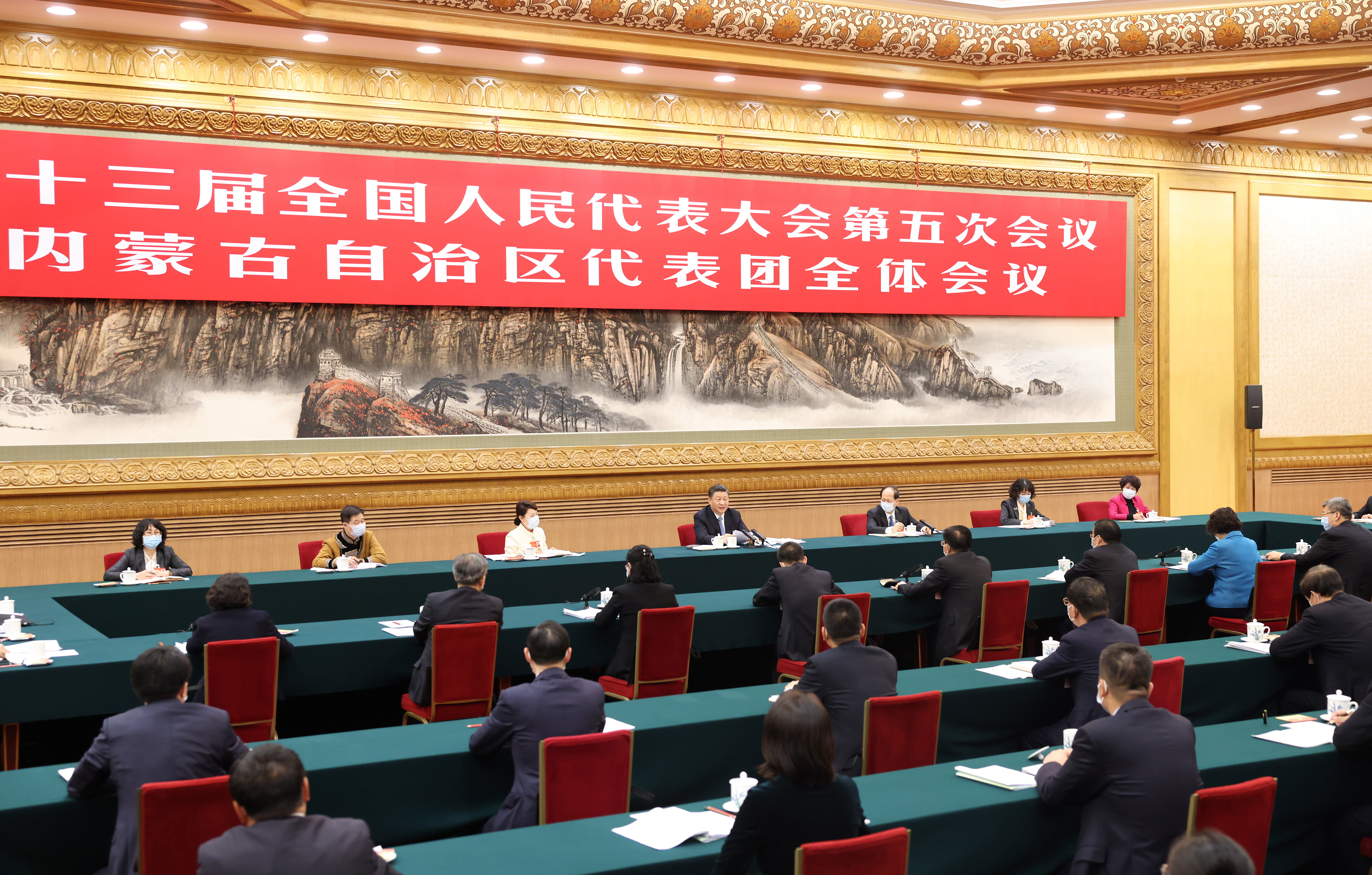 2022年3月5日，習(xí)近平總書記參加十三屆全國(guó)人大五次會(huì)議內(nèi)蒙古代表團(tuán)的審議。
